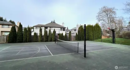 Tennis Court/ Sport Court/ Basketball/ Playground