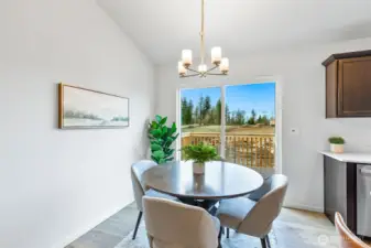 Photographs are for illustrative purposes only. Features, finishes, interior/exterior colors, landscaping and floorplan shown may vary from actual homes built.