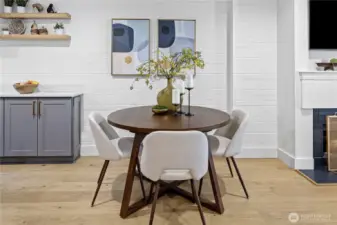 There's a perfect dining area between the living room and the kitchen.