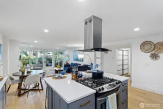 This central kitchen island facilitates interaction and conversational flow.