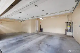 Large Garage with golf cart garage.