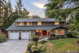 Welcome to your new Kingsgate home with A/C and the bonus feature of a fully self-contained, detached backyard cottage (DADU). Main home is 3,175 sqft and detached ADU is 630 Sqft, for a total of 3,805 sqft