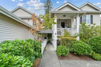Welcome to WoodinView!  Let's go tour your turn-key, Move-in-ready home. So many updates make it feel like new.