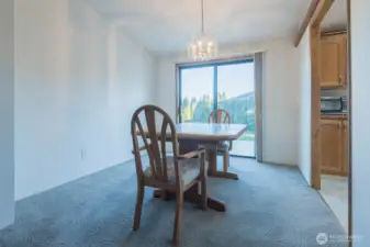 Dining room with sliding doors to back patio
