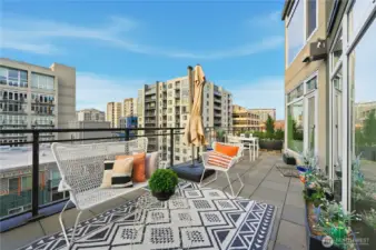 Plenty of room to host a party or enjoy relaxing after a long day & watch the Ferry cross the sound & soak in the sunset skies!