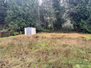 Big lot and another shed!