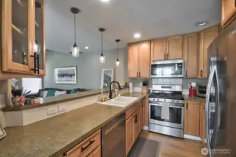 Nice sized kitchen with tons of cabinet/countertop space