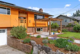 Inviting front-yard patio—perfect for morning coffee or evening chats with neighbors!