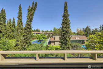 Top-floor privacy and breathtaking views to enjoy everyday.