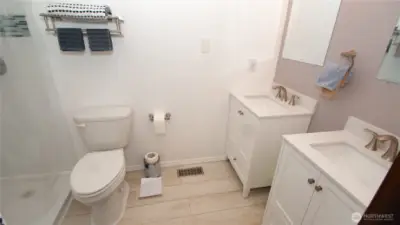 Primary on main's 3/4 bath.