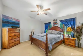 Spacious primary suite