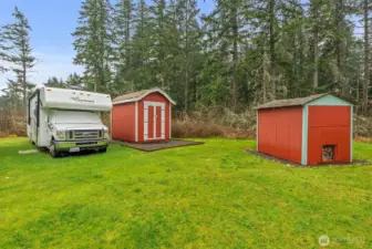 Plenty of room for all of your outdoor toys!