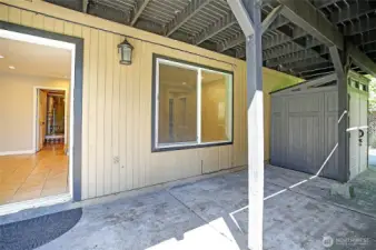 Lower Level Back Patio