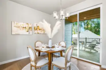 Photographs are for illustrative purposes only. Features, finishes, interior/exterior colors, landscaping and floorplan shown may vary from actual homes built.