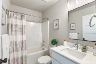 Photographs are for illustrative purposes only. Features, finishes, interior/exterior colors, landscaping and floorplan shown may vary from actual homes built.