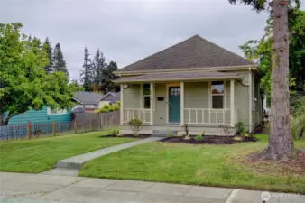Front of house facing North