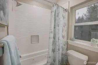 Bathroom adjoining to Suite 1.