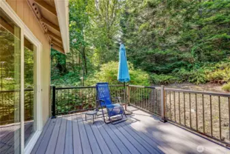 back deck to enjoy and relax