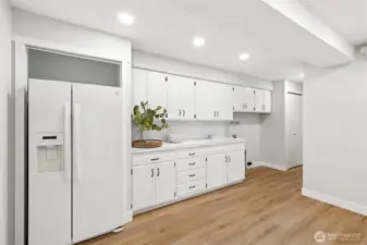 2nd kitchen, lower level