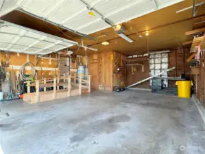 Spacious 2-car garage