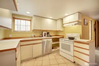 Lower level kitchen.