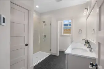 Primary bedroom ensuite bathroom