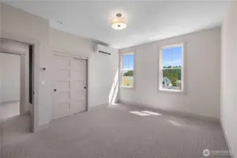 Guest bedroom 1