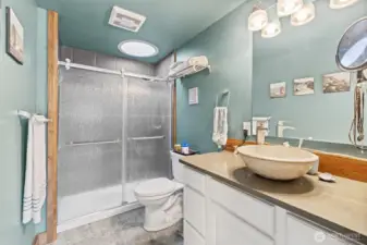 Primary bath