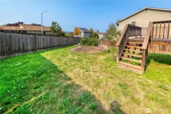 Large Fenced Back Yard
