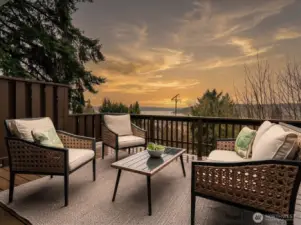 A place to relax at days in and soak up the magnificent sunsets, from the expansive deck