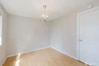 2nd bedroom