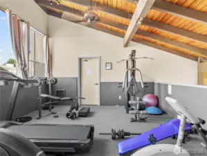 Community Weight Room