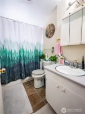 3312 BATHROOM