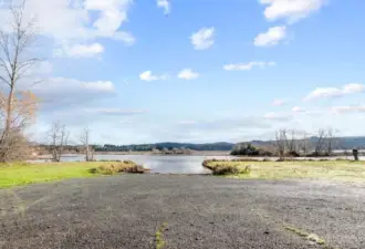Deeded lake access and boat ramp