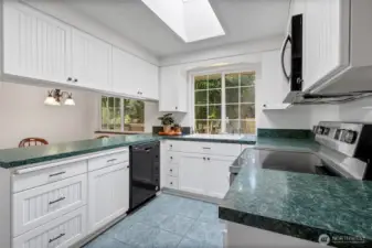 Kitchen With Lot's of Counter Space