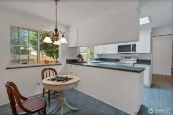 Eat-In Kitchen