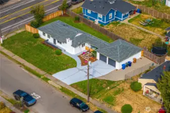 Full view of property