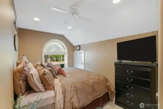 ADU bedroom