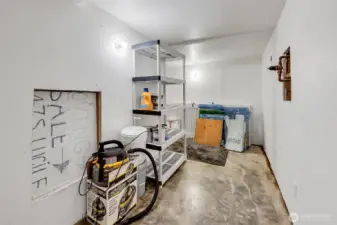 Great Studio, Shop or Storage