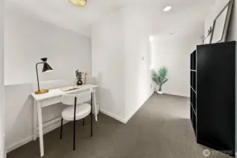 3rd level office nook