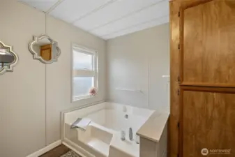 Garden Tub with Grab Bars