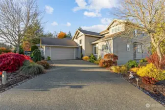 Lovely classic Northwest architecture can be yours! The deep driveway provides plenty of parking for guests.