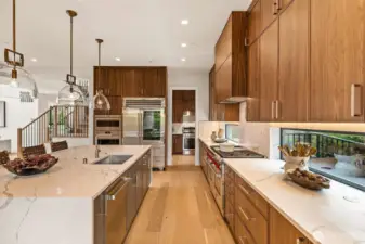 Sub-Zero PRO48" Pro Refrigerator/Freezer With Glass Door