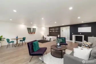 Salon/studio: use as you desire!