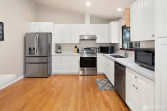 Vault ceilings in kitchen