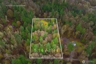 This is another view showing the property's approximate layout and how secluded it is.