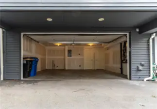 2-car side by side garage