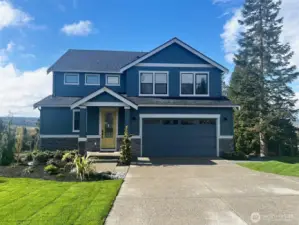 Photos are for representational purposes only.  Colors and options may vary.  Actual home shown.