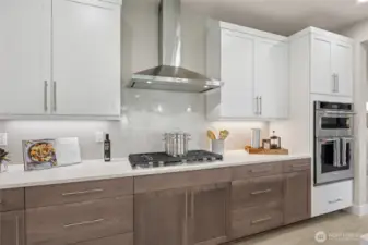 5-Burner gas stove top. Photos are for representational purposes only.  Colors and options may vary.
