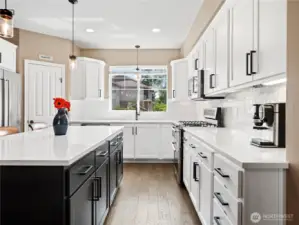 This beautifully updated kitchen is the perfect blend of modern style and everyday functionality.